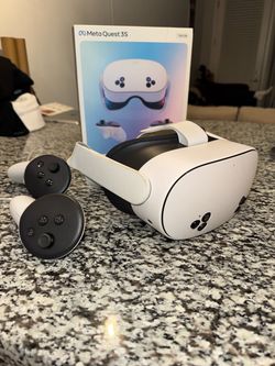 Meta Quest 3S 128GB VR Headset with Controllers