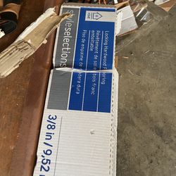 Style Selections 3-in Natural Oak Smooth/Traditional Engineered Hardwood Flooring (22-sq ft) Style Selections 3-in Natural Oak Smooth/Traditional Engineered Hardwood Flooring (22-sq ft)
