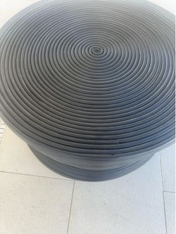 Like new black coffee table,if it’s posted it’s available. Msg only when ready to pickup