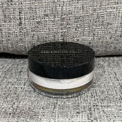 Brand New Kristopher Buckle Translucent Setting Powder 