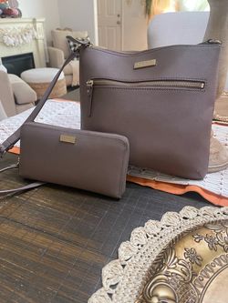 Kate Spade New York crossbody purse and wallet set in mauve. #katespade #matching used great condition
