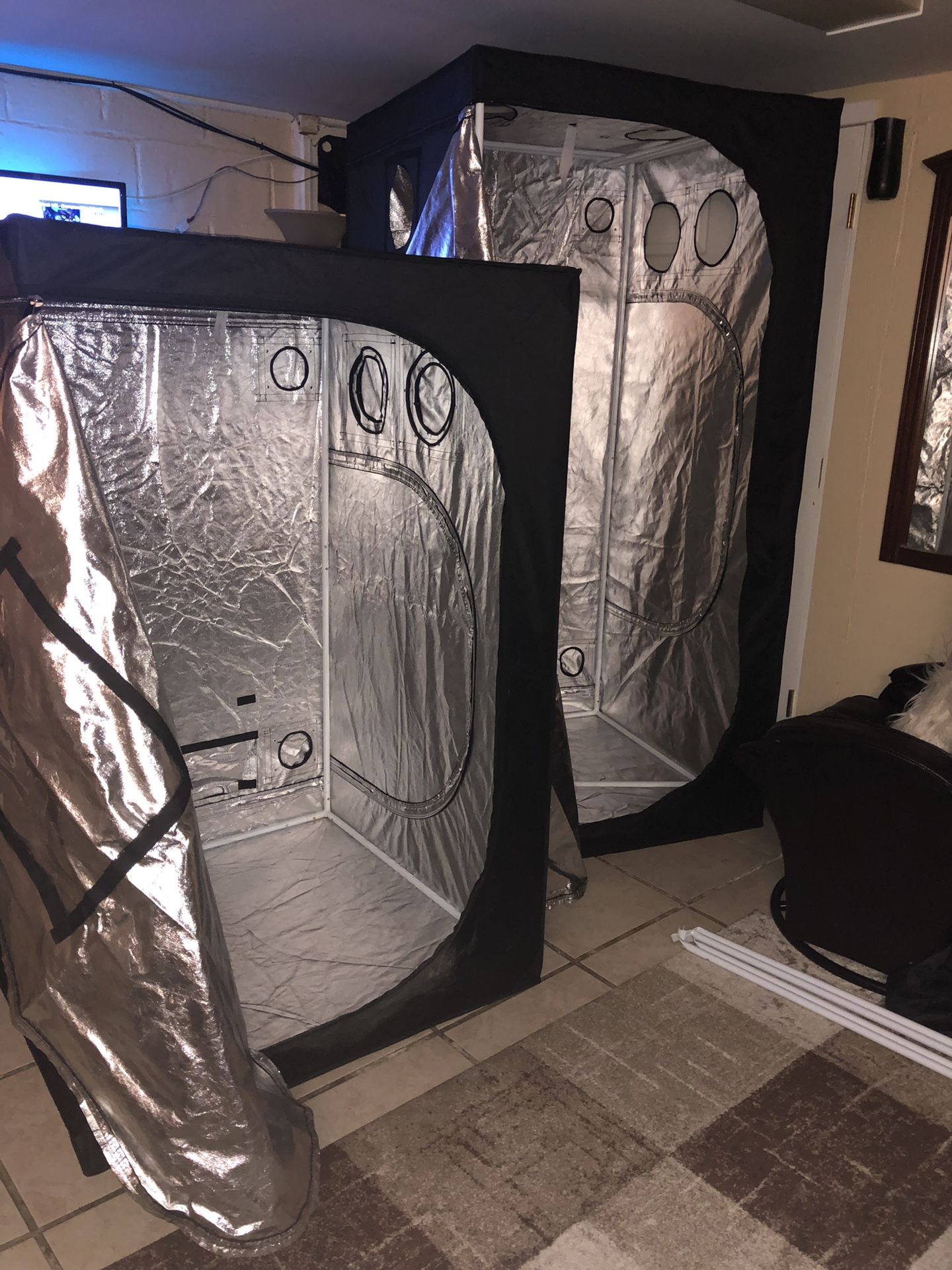 Grow tent