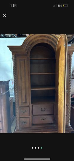 Beautiful King Size Wooden Bed Set 