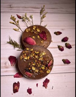 Natural Handmade Soap, Vegan Bar Soap, Earthy Soap, Floral Soap, Vanilla Soap, Rose Petals, Gift, Birthday, Party Favors, Soap with Flowers