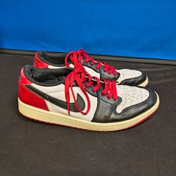 Nike Air Jordan 1 Retro OG Low Black Toe Sneakers Shoes (USED)(Size 10)