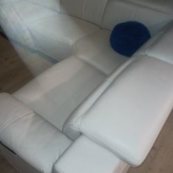 SECTIONAL GENUINE LEATHER RECLINER ELECTRIC WHITE COLOR.. DELIVERY SERVICE AVAILABLE 💥🚚💥✅