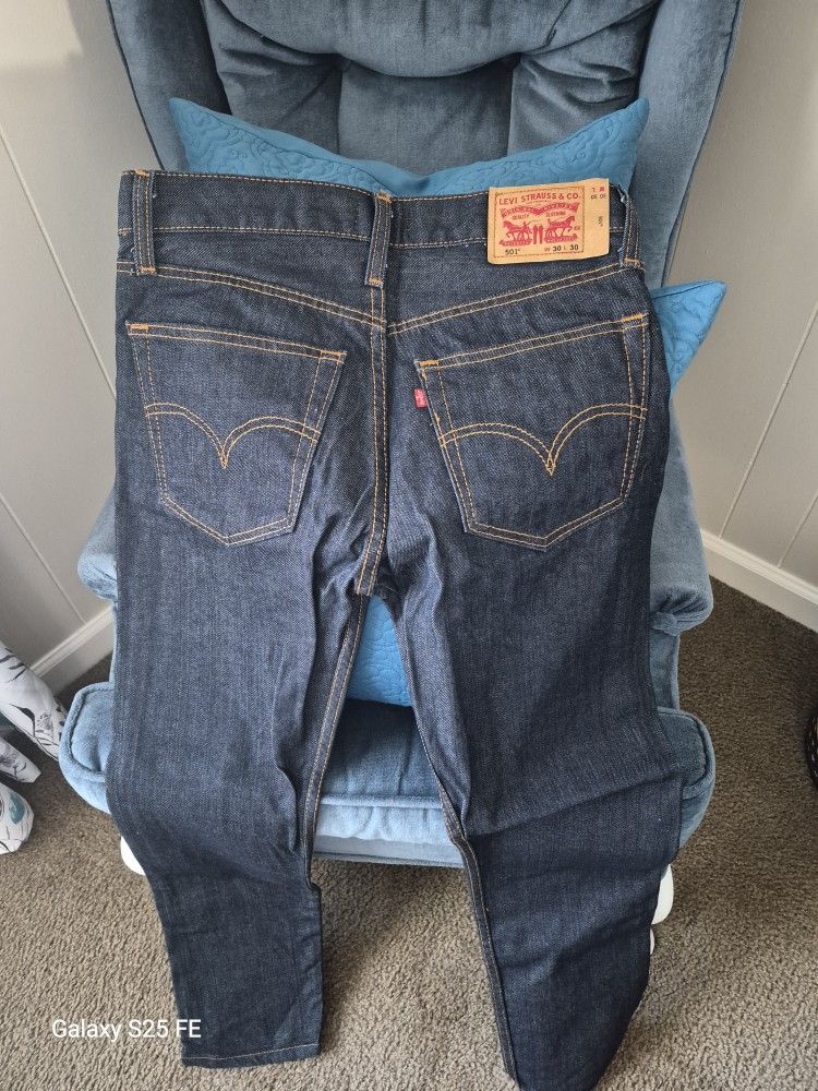 New Levi's 501 Button Up Blue Jeans