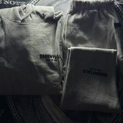 Essential Set Brand New Never Worn 