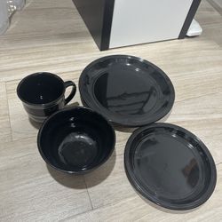 Free Dish Set - 16 Pieces Black 