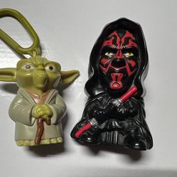 2005 Star Wars Episode III Darth Maul Projector Burger King & Yoda Keychain 