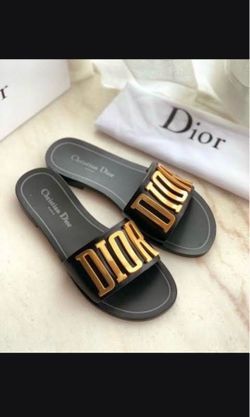 Sandals Size 8