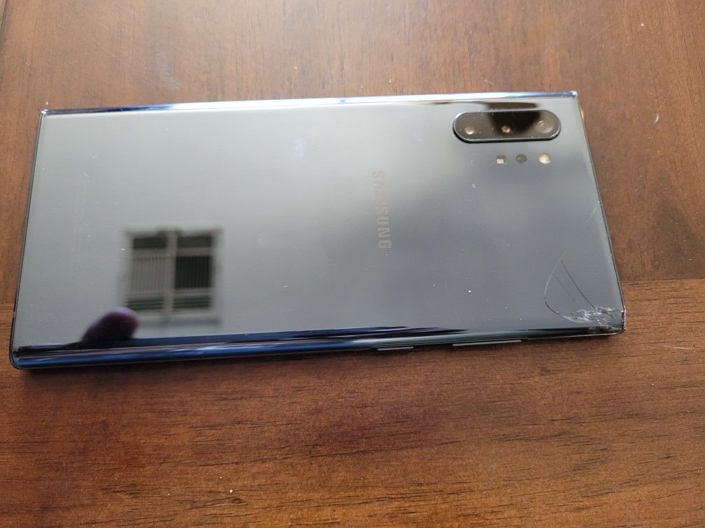 Samsung Galaxy Note 10 Plus Cracked Screen