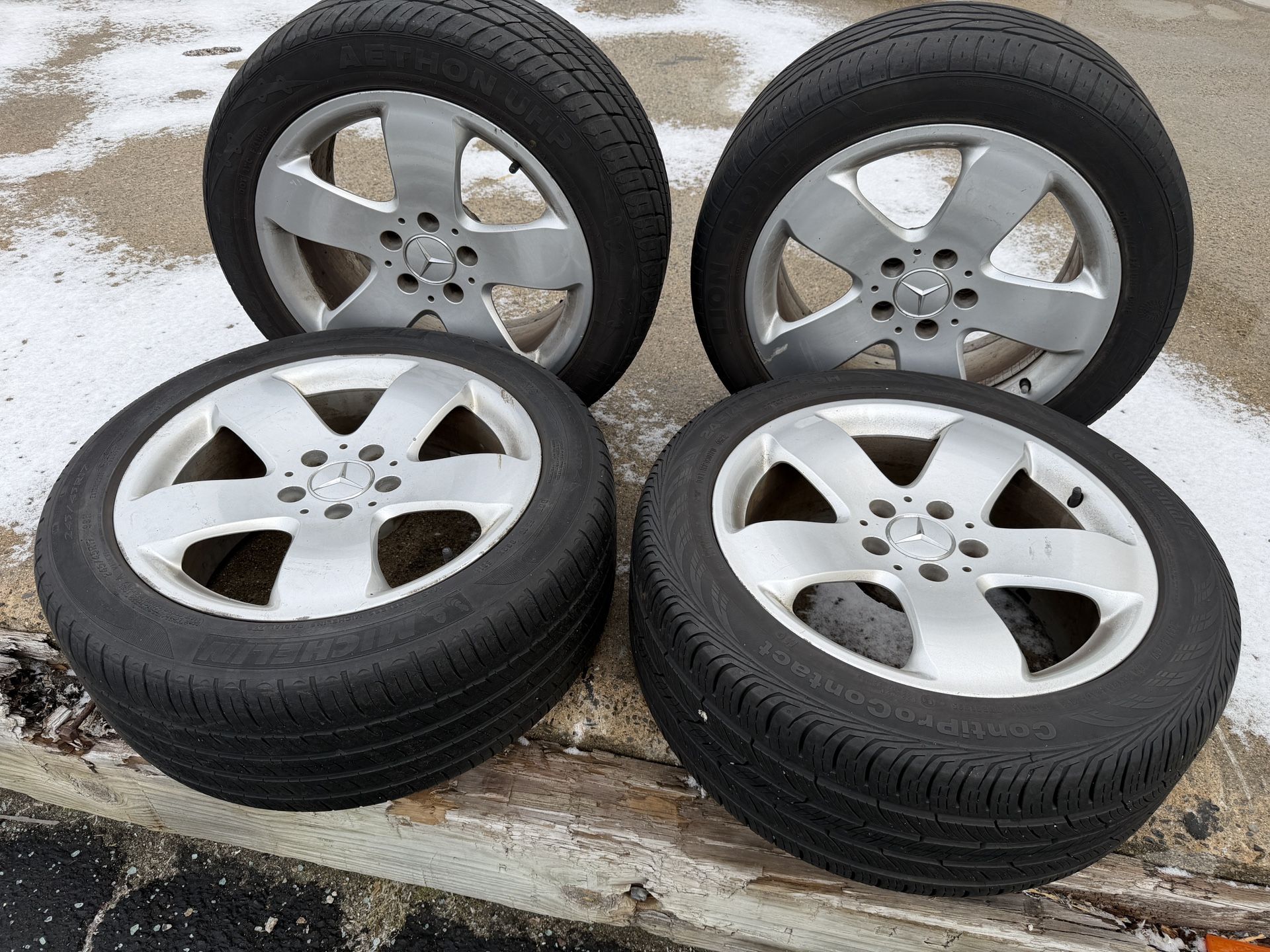 Mercedes Wheels & Tires 17”