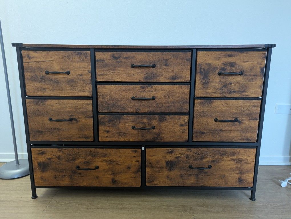 Dresser table with storage shelves (purchased Jan 2025)