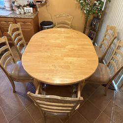 Dinning Rooms Table Set- Wooden Table With 6 Matching Chairs 