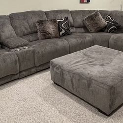 New Sectional Sofa With Huge Ottoman 3 Recliners