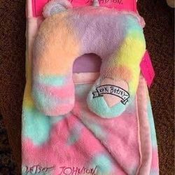 Brand New Rainbow Unicorn Baby Blanket with Support Pillow