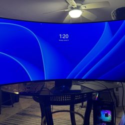 $1000 OBO, LG UltraGear 45” OLED Gaming Monitor – 240Hz / 0.03ms – Barely Used, Box Included