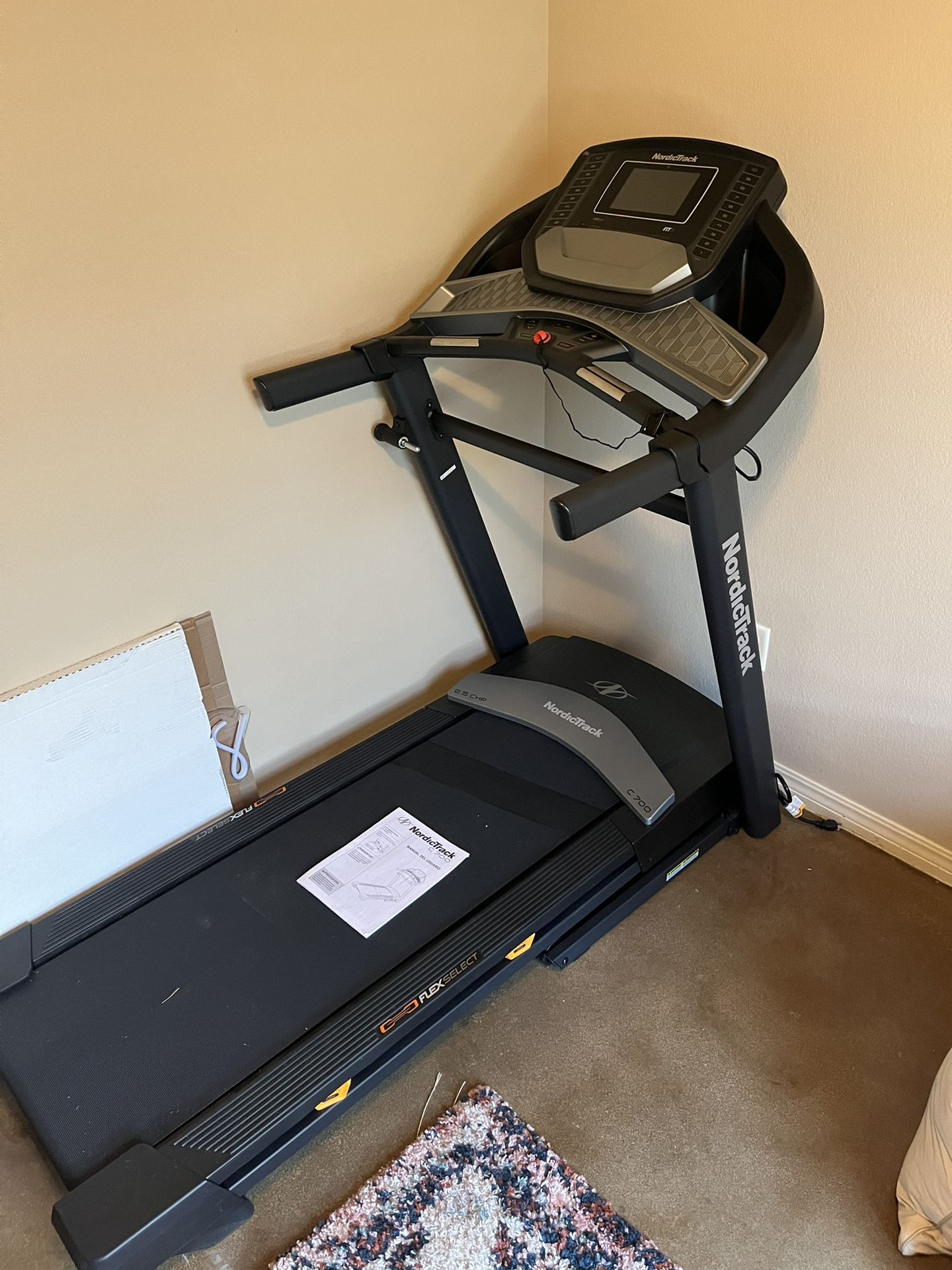 NordicTrack C700 Folding Treadmill