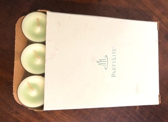 PartyLite Tealight Candles - Honeydew