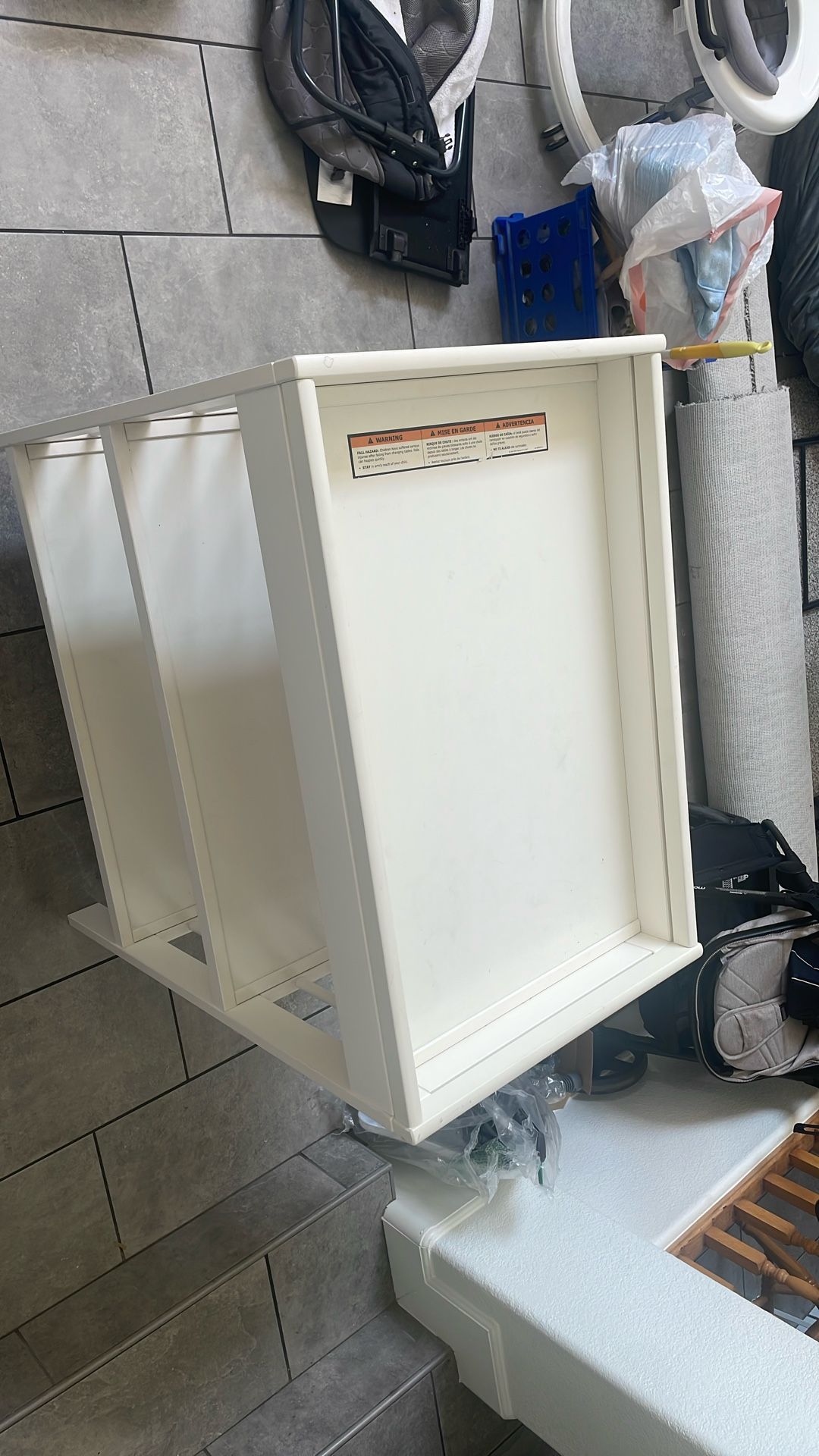 2 Shelf Changing Table