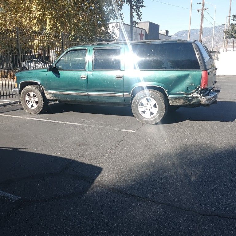 1999 Chevrolet Suburban