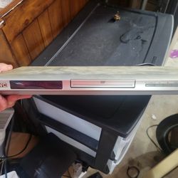 JVC XV-N332S DVD Player