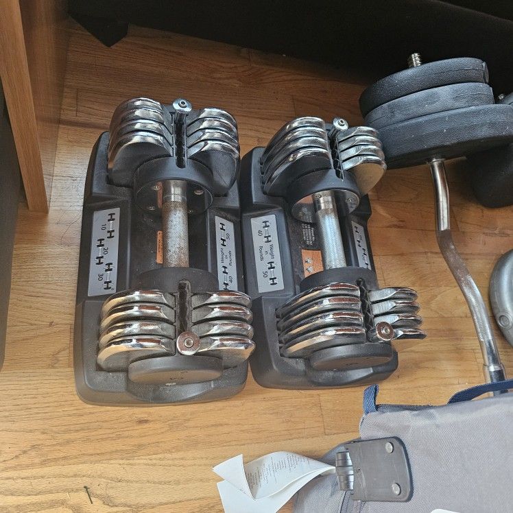 (Pending) Adjustable Dumbbells, Barbell & Weights