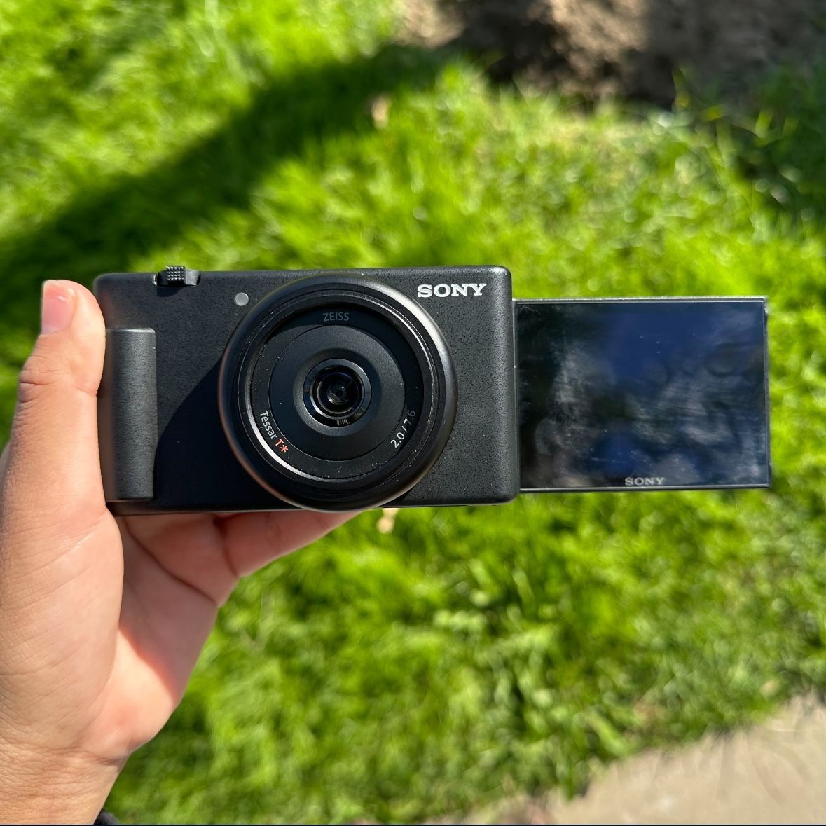 Sony ZV-1F Vlogging camera 