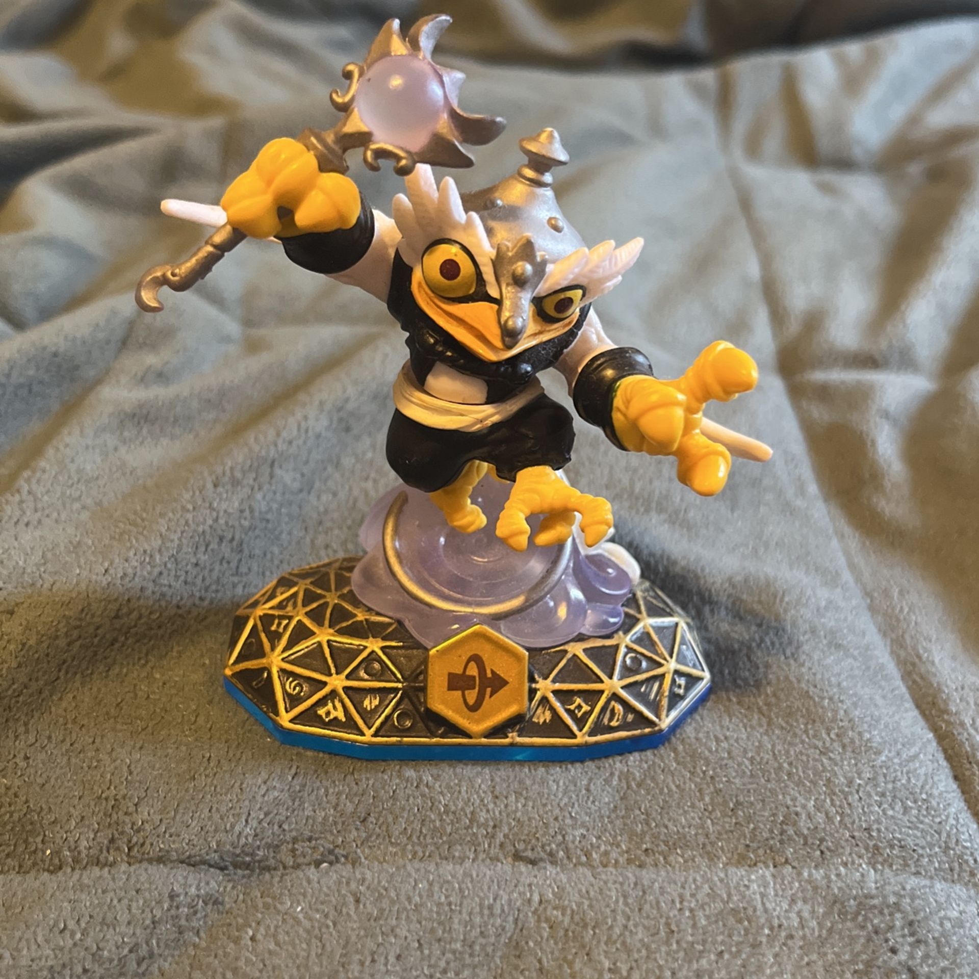 Hoot Loop Skylander