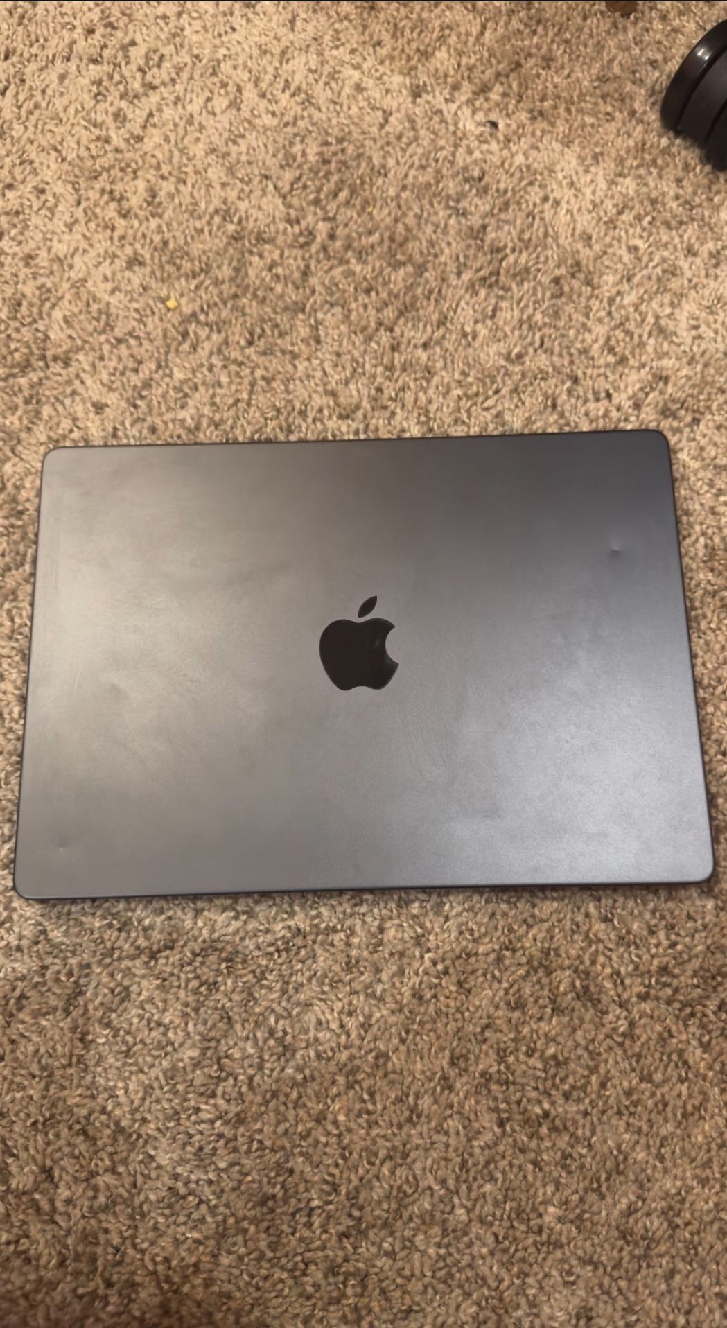 MacBook Pro 14”