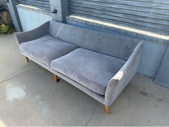 Free Sofa