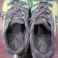 Puma Sneakers