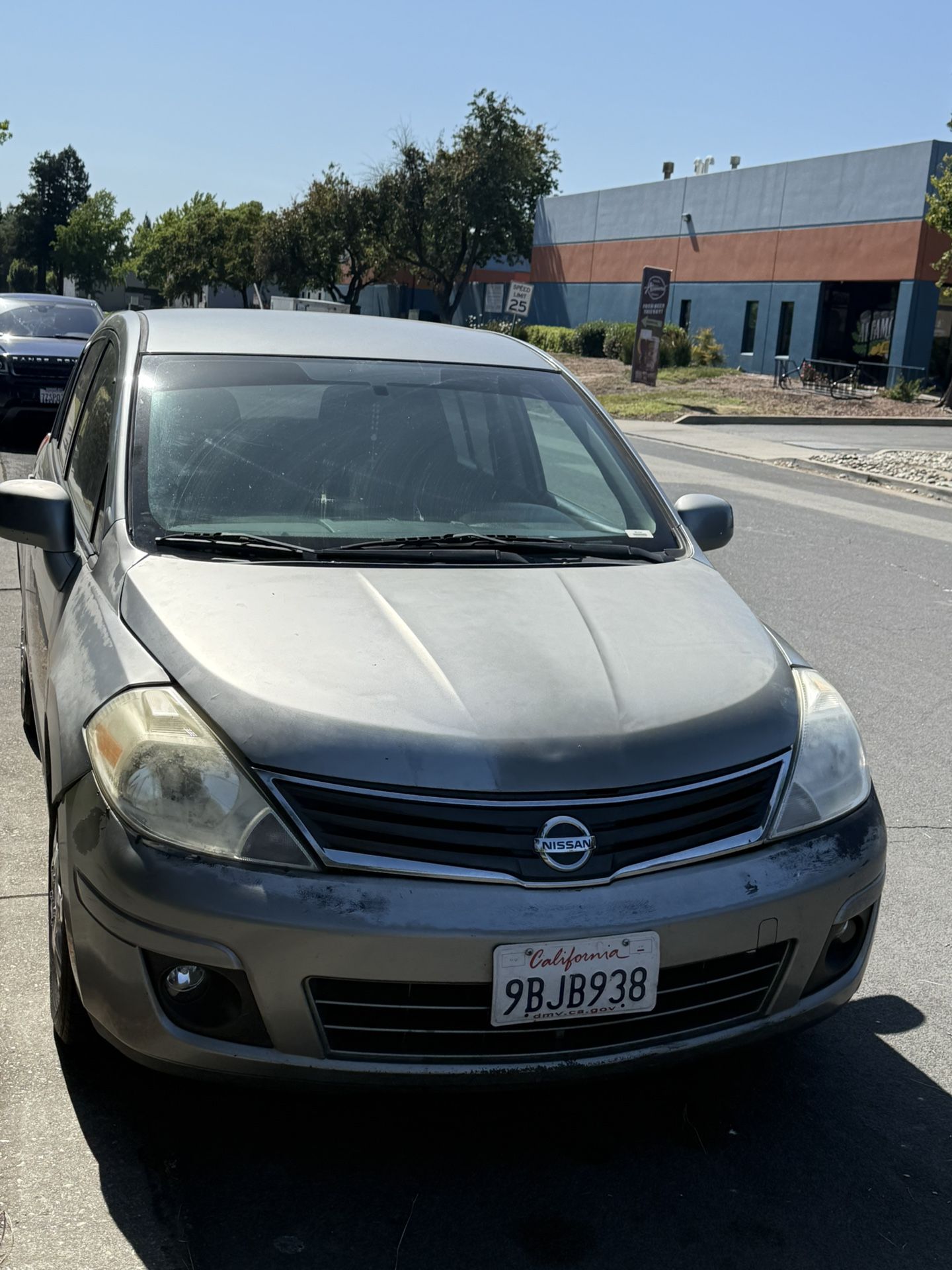 Nissan Versa 