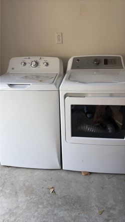 GE Washer and Dryer Set