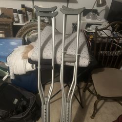 crutches 15 each set 