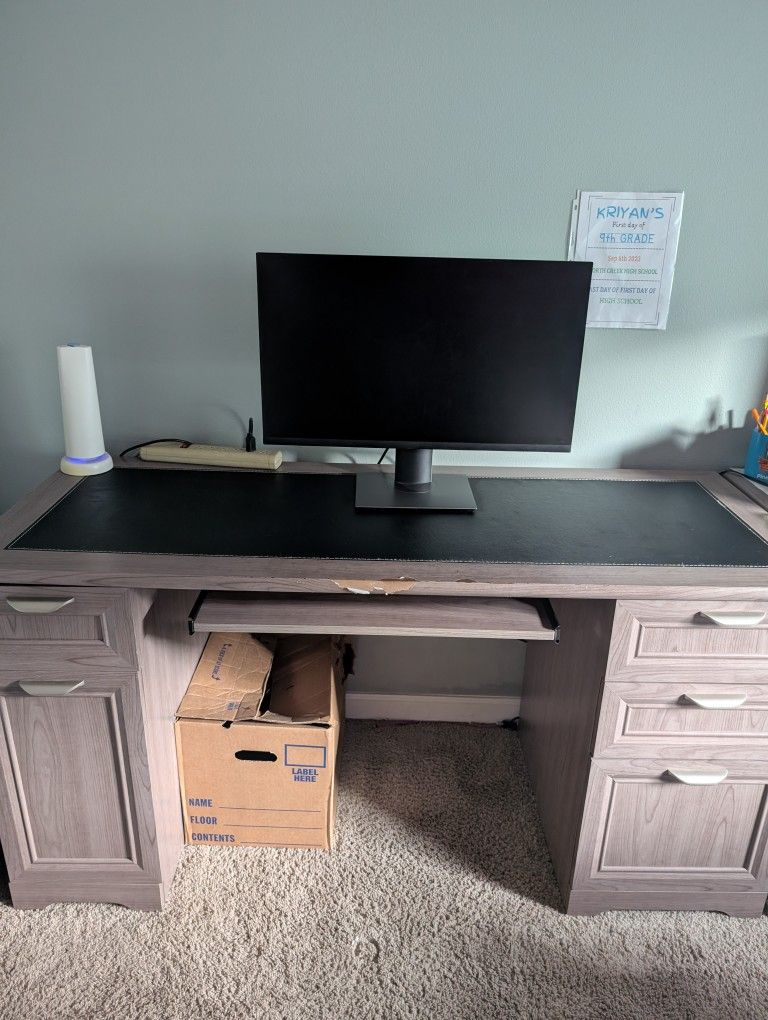 Office Desk For Sale