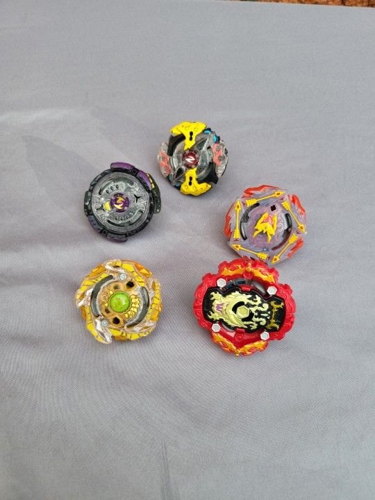Takara Tomy Beyblade Lot Of 5 No Launcher Preowned (1)