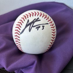 MLB OFFICIAL BALL SIGNED BY CT3