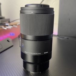 Sigma 70mm F2.8 Macro Lens For Sony