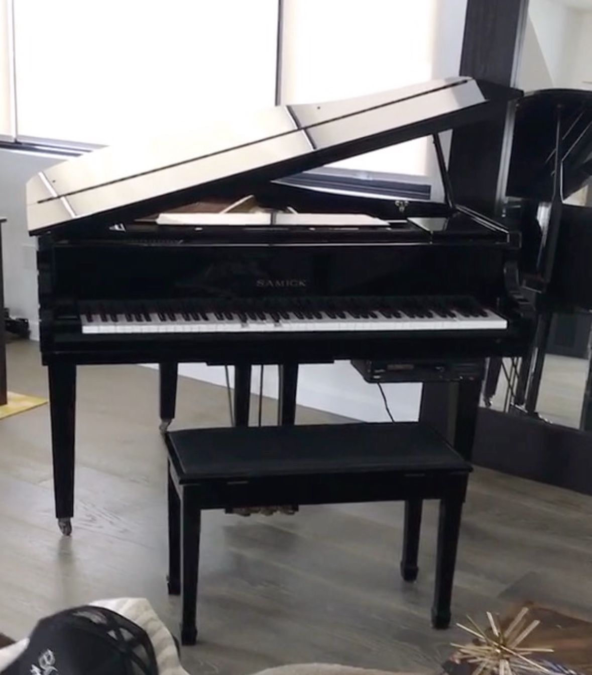Samick Petite Grand Piano, Black  (has Speakers And 1983 Player System)