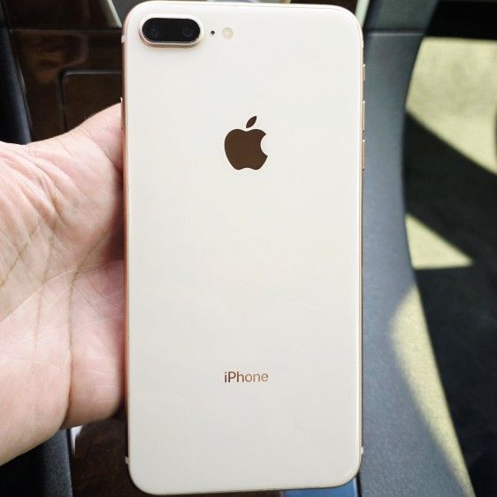 Big Unlocked iPhone 8PLUS Extra Large 6.2 Inch Phone Size 64GB Excellent Condition