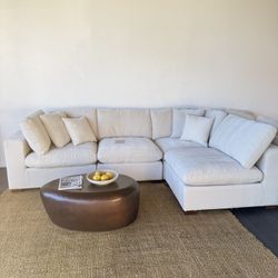 Modern Cloud Sofa Chaise Sectional Couch — NEW IN BOX 📦 