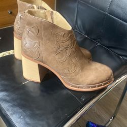 Tinstree Ankle Boots