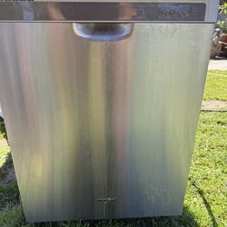 Whirlpool Dishwasher