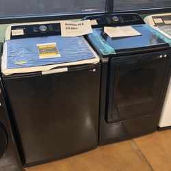Samsung Top Lost 5.4cf Washer And Gas Dryer Set
