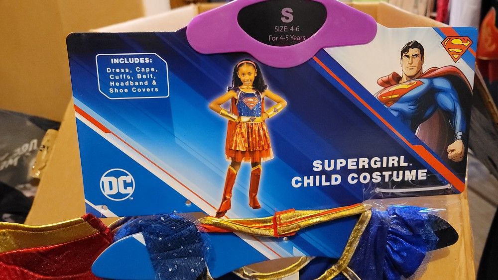 Super girl Halloween costume 