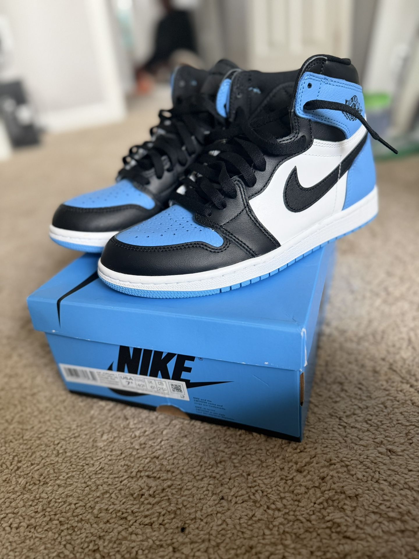 Jordan 1 UNC 