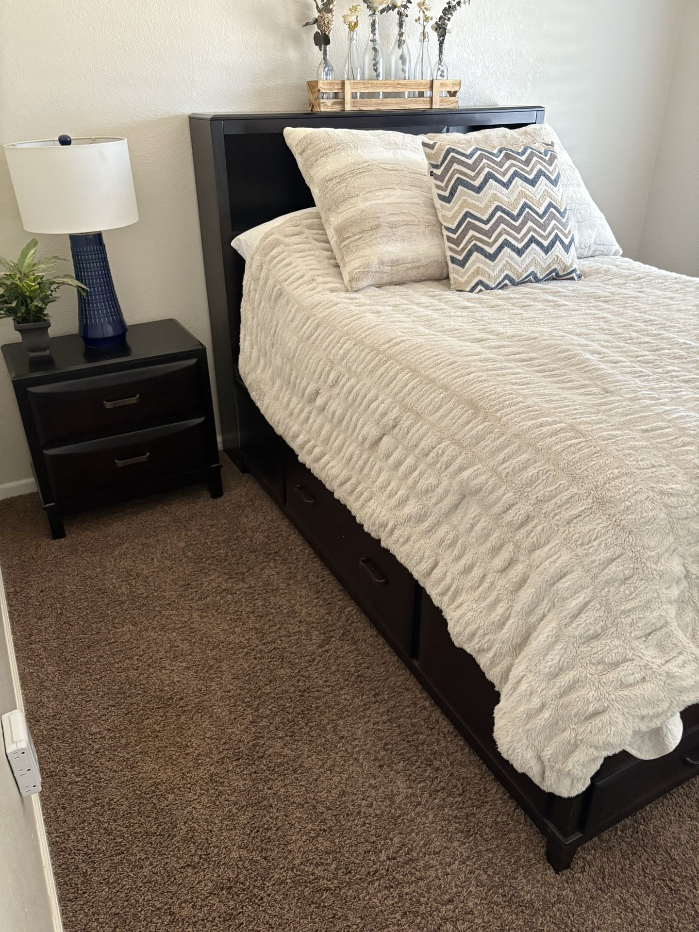 Full Size Bedroom Set