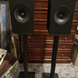 Kef Q150 Speakers